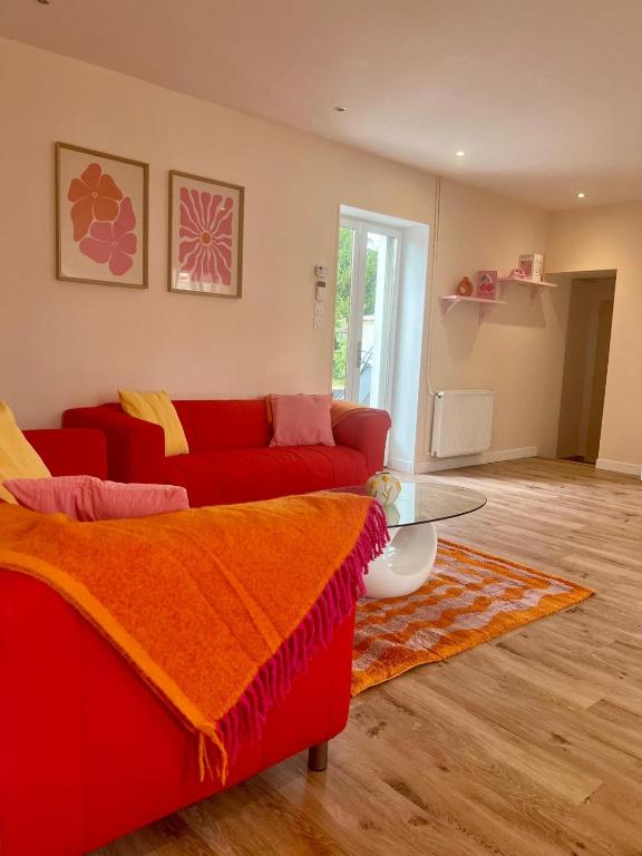 Maison avec terrasse et jardin - B&B Avallon