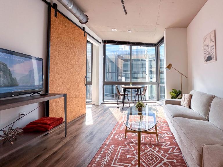 City & River View Suite - The Wharf DC by Monthier - B&B Washington