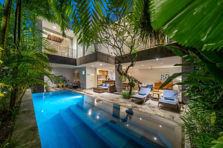 Villa Jekumah 2 - Bed and Breakfast Seminyak