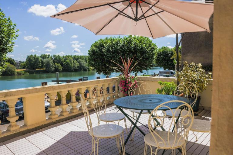 Terrasse d'Aubonne - Chambres d'hôtes Tournus