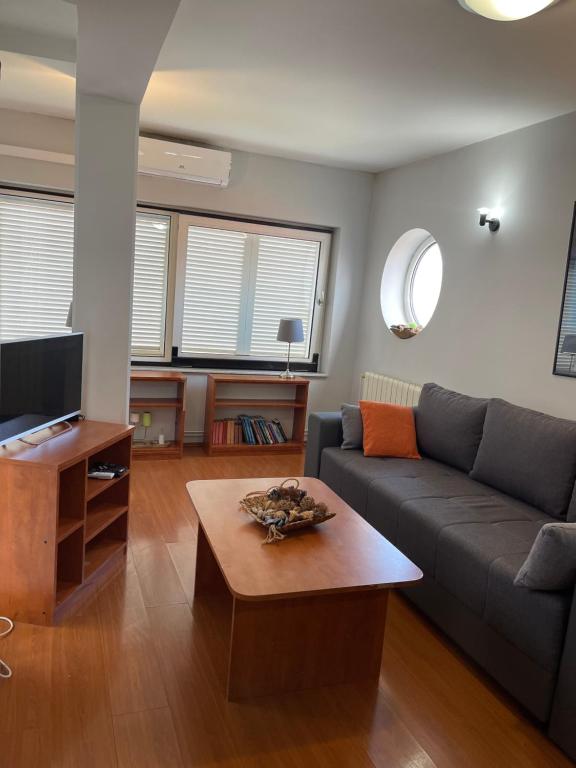 House in center - B&B Murter
