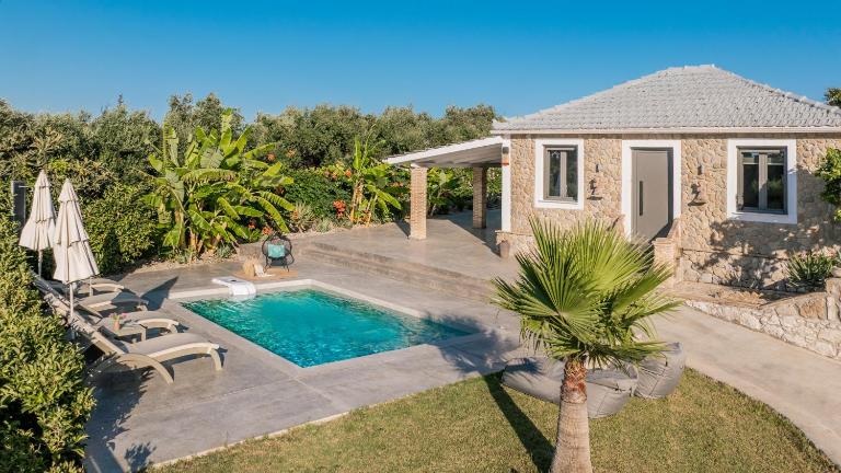 Binios Villa - private pool, walking distance from the Beach - B&B Vasilikós