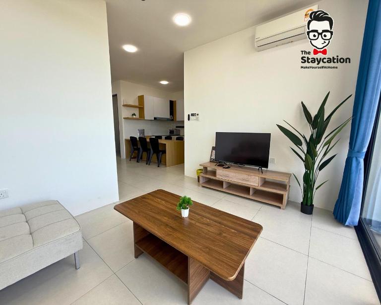 Staycation Homestay 75 Podium Apartments - B&B Kuching