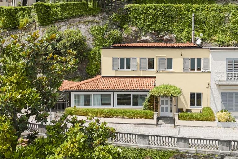 Luxury townhouse with panoramic Como lake views by Aura Luxury Collection - Chambres d'hôtes Carate Urio