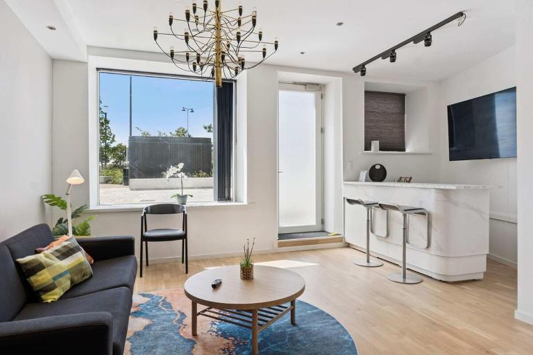Aalborg Apartment Centralt Beliggende med Moderne Faciliteter - B&B Aalborg