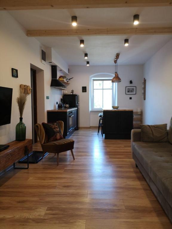 Klimatyczne Apartamenty Złoty Stok - B&B Złoty Stok