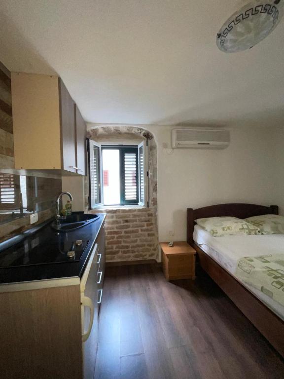sar 5 - Chambres d'hôtes Kotor
