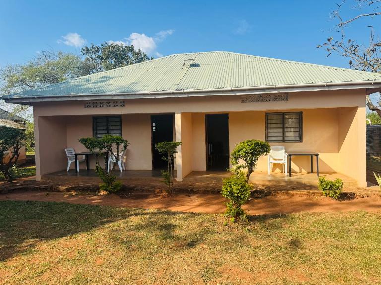 NEUL Kafu River Lodge And Campsite - Ferienwohnung Nakitoma