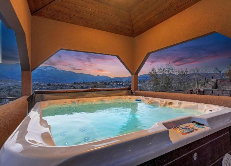 Highland Heights - Hot Tub BBQ Mountain View - B&B Colorado Springs