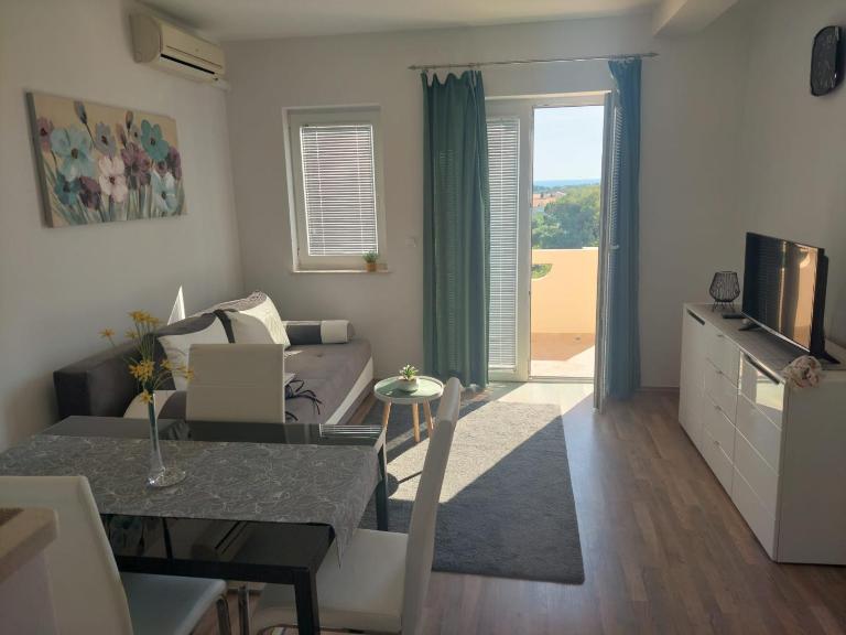 Apartmani Edita Novalja - B&B Novalja