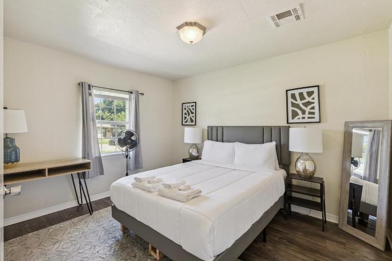 2BR Apt 5 mins OKC Zoo Monthly 15 Off #TA - B&B Oklahoma City