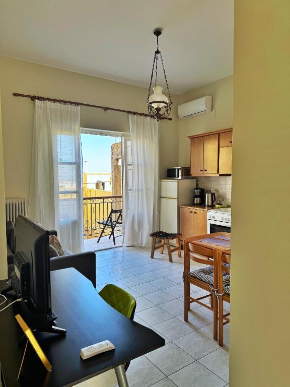 Prince of Aegean - Two Balconies - Bed and Breakfast Ermoúpolis