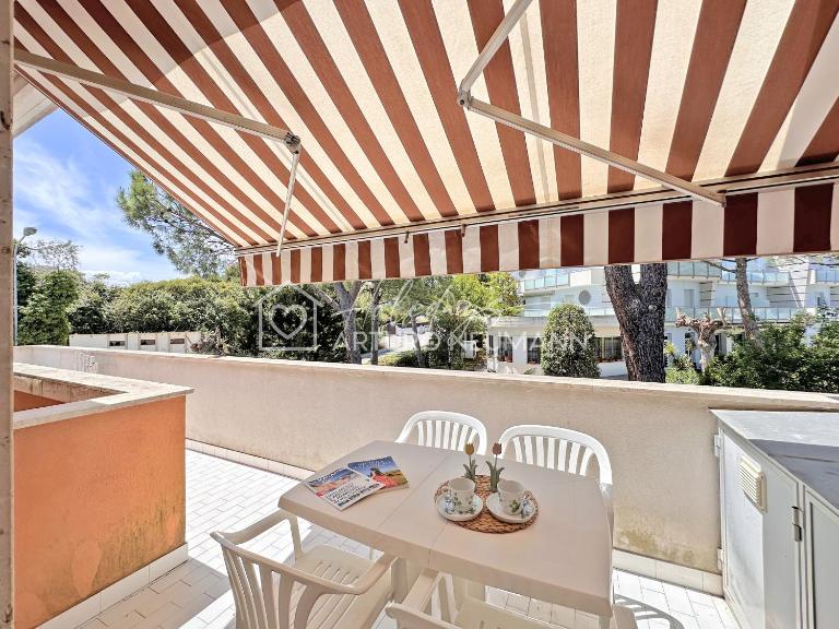 662 - Appartamento bilocale a Marcelli, al primo piano con terrazzo vicino alla spiaggia climatizzato - SPIAGGIA INCLUSA - Ferienwohnung Marcelli di Numana