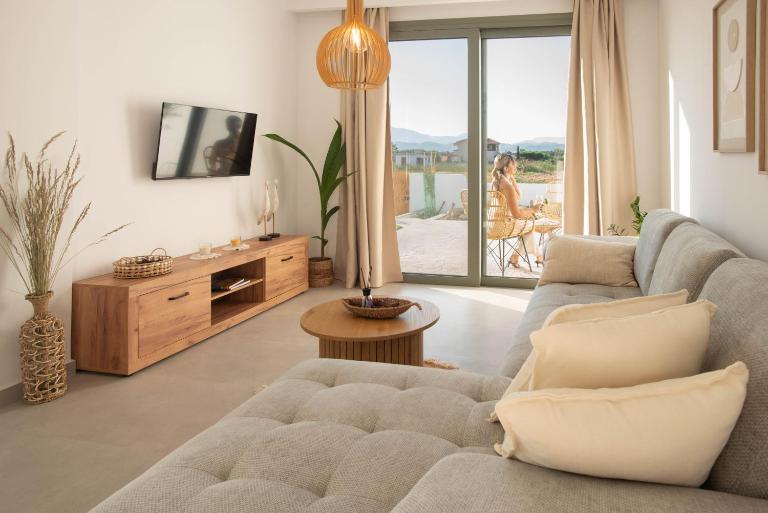 Mediterranean Blue Suites & Villa - Blue Villa - Bed and Breakfast Tympáki