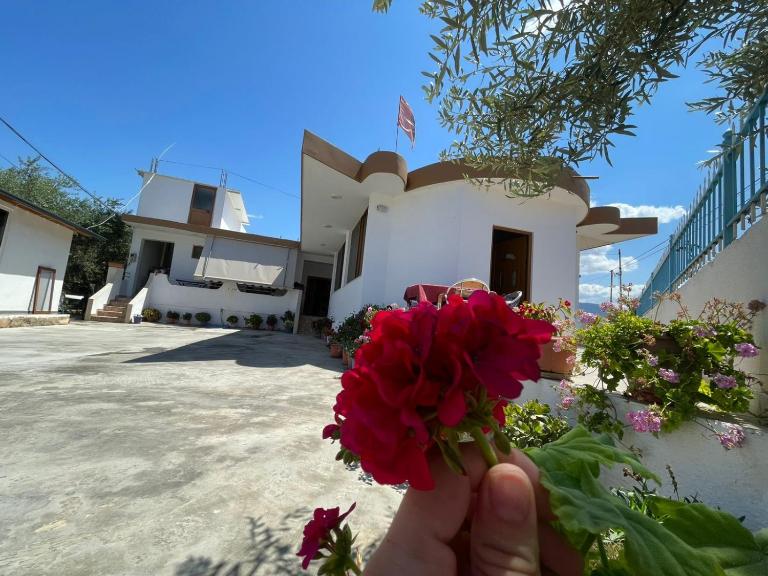 Villa Leonardi - Chambres d'hôtes Ksamil