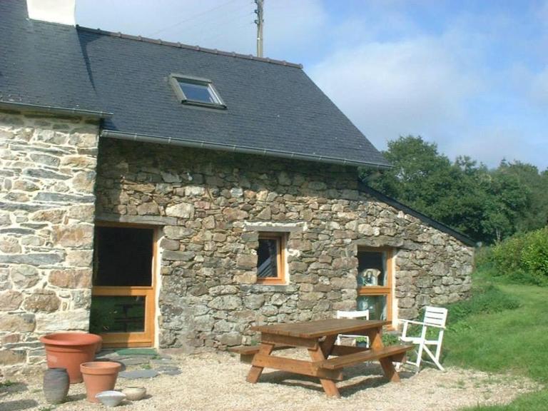 maisonette mitoyenne - Bed and Breakfast Lopérec