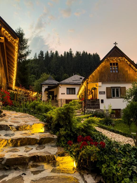 Locul cu Amintiri - B&B Albac