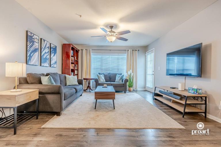 Emerald Gem 0.7 miles from beach - Ferienwohnung Destin