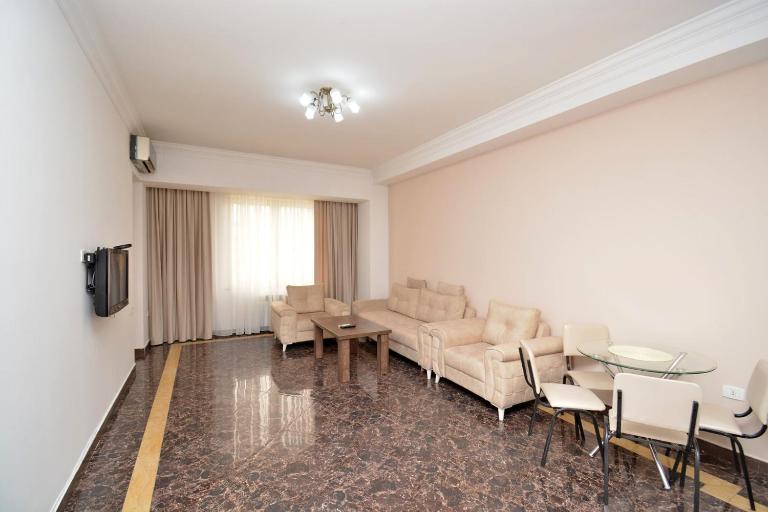 Pavstos Buzand Street, 1 bedroom New renovated, Modern apartment BU955 - B&B Ereván