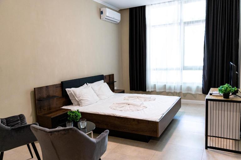 Symphony Essential - B&B Sv. Konstantin i Elena