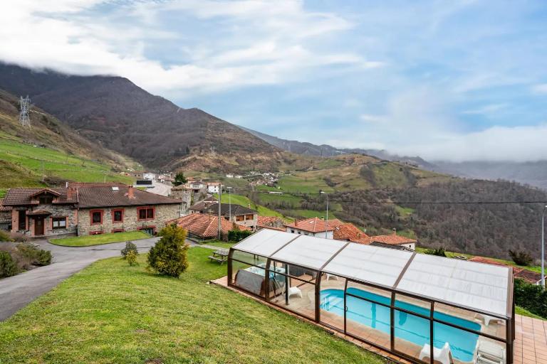 Posada Real Pajares - B&B Pajares