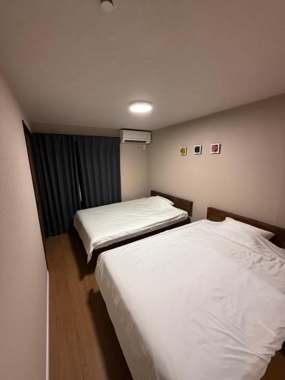 Sakura Guest House Naniwahigashi - B&B Osaka