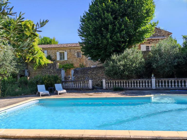 Mas avec piscine à 20 minutes du Pont du Gard - Ferienwohnung Tresques