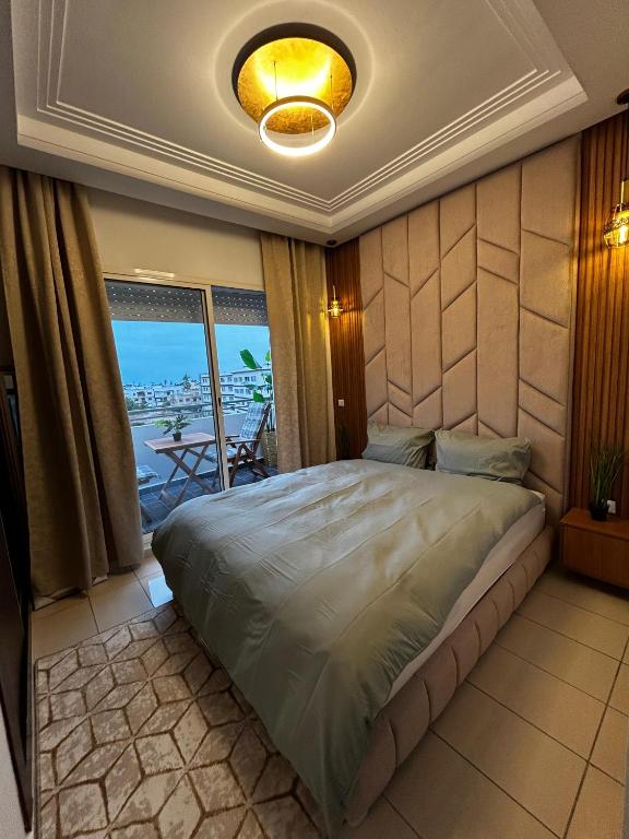 SunRose appartement, Luxueux, sécurisée, piscine, Wi-FI, Pool et parking - B&B El Jadida
