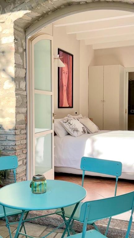 Borgo dei Sogni - Deluxe Apartment with Terrace - Lago di Garda - B&B San Felice del Benaco