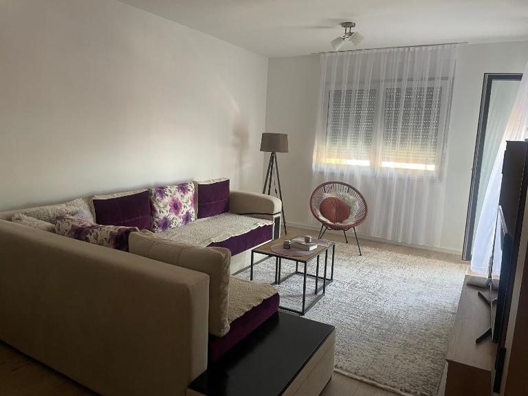 Happy apartment - Ferienwohnung Novi Pazar