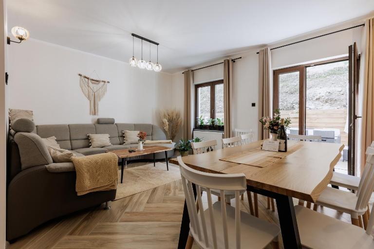 GÓRSKA CISZA - Duży, komfortowy, wyjątkowy Apartament - B&B Stronie Śląskie