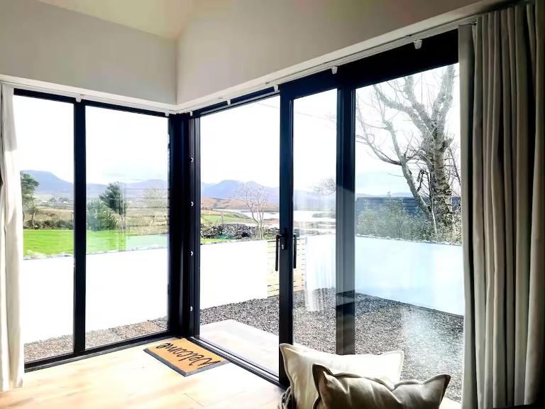 Rowan Beg Retreat - Ferienwohnung Rinvyle