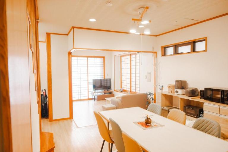Okinawa Homie Stay - B&B Naha