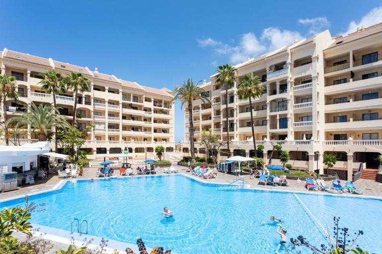 Lulys Home at Castle Harbour - B&B Los Cristianos