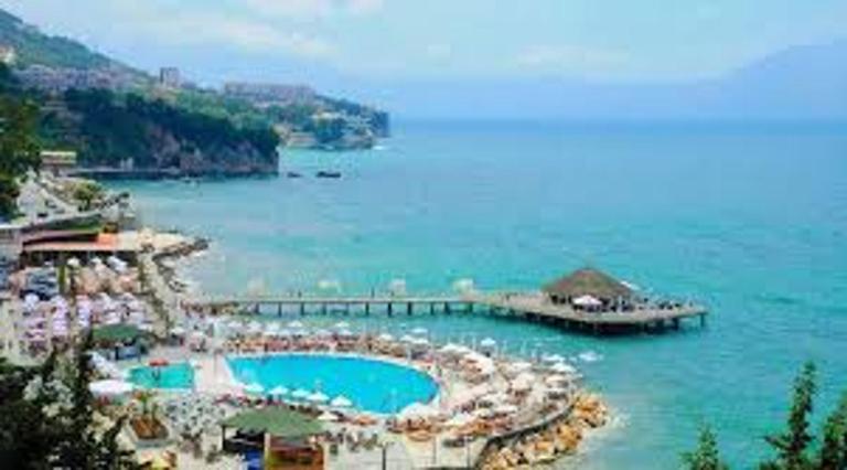 Blue Gateway - B&B Vlore