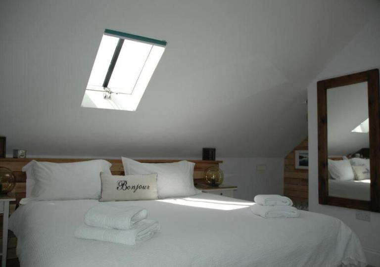 Cowslip Barn Annexe, Countryside Stay Near Chichester - B&B Chichester