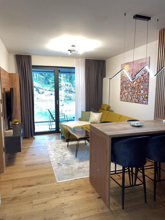 Apartman Yellow Bjelasnica - Bed and Breakfast Bjelašnica