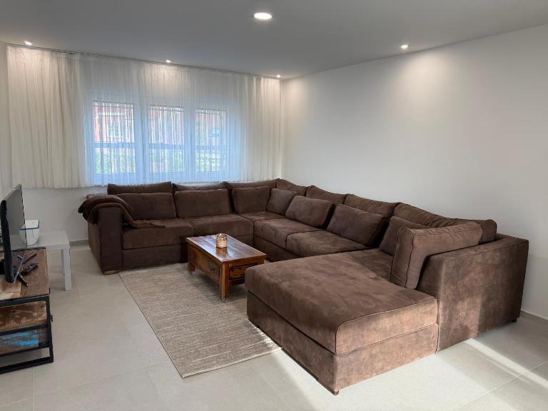 Beautiful house &parking space - Bed and Breakfast Leuven