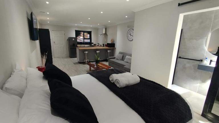 DINAS Self-Catering Accommodation Flat 2 - B&B Oranjemund