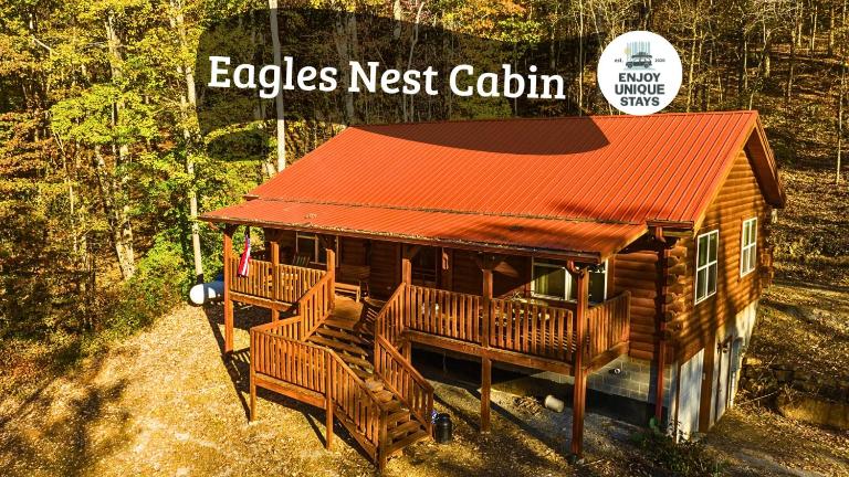 Eagles Nest Cabin with TN River Views - B&B Jasper