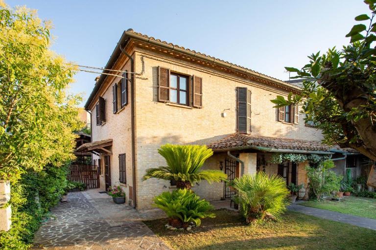 Maison Galu - B&B Civitanova Marche