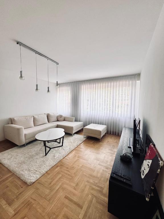 Urban Stay Sarajevo - B&B Sarajevo