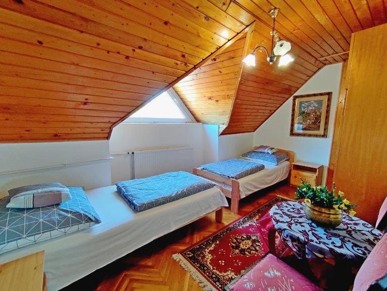 Delden Apartman - Bed and Breakfast Keszthely