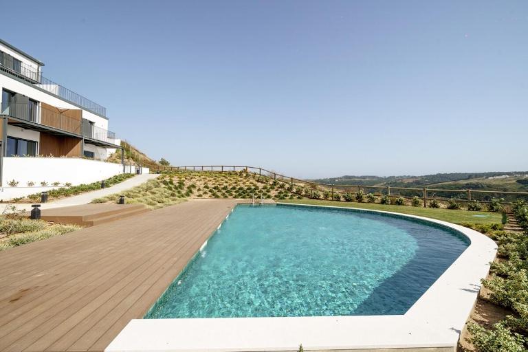 Ocean Breeze Retreat - Near Ericeira by Lisbeyond - Chambres d'hôtes Carvoeira