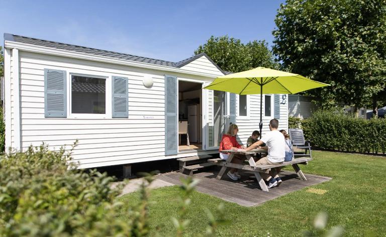 Vakantiepark Klein Strand - Comfort Chalet 4p - B&B Jabbeke