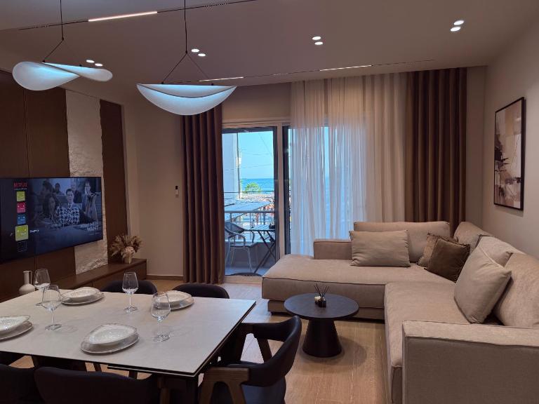 Coastal Luxe Retreat Durres - B&B Durrës