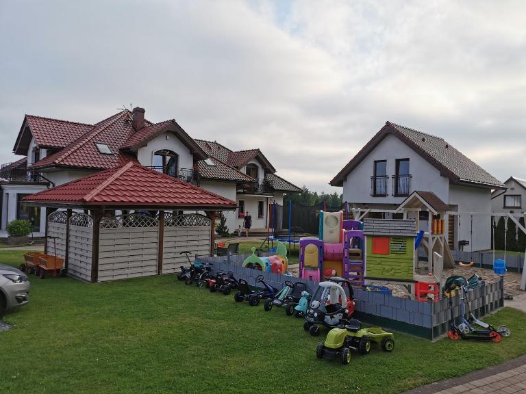 Ośrodek wypoczynkowy DZIERLATKA - B&B Władysławowo