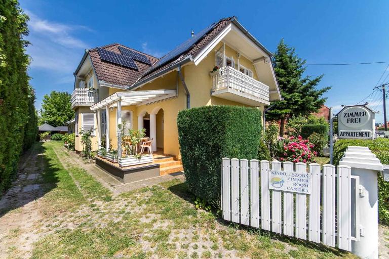 Apartment in Keszthely - Balaton 18986 - Bed and Breakfast Keszthely
