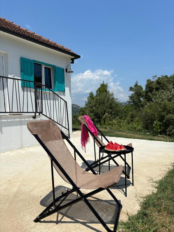 Deaf Valley Apartment 1 - Chambres d'hôtes Reljići