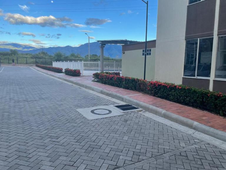 Apartamento Amoblado primer piso, 2 habitaciones, aire acondicionado, conjunto residencial GOYA - B&B Neiva
